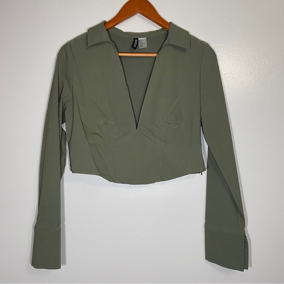 NWOT | H&M Divided crop long sleeve top - Picture 1 of 5